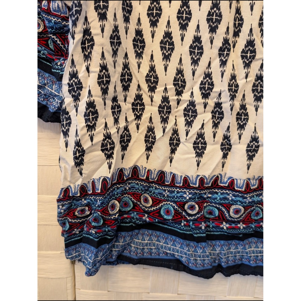 Caleasa Navy Blue Embroidered V-Neck Ikat Floral Boho Tunic Top Large - Picture 9 of 16